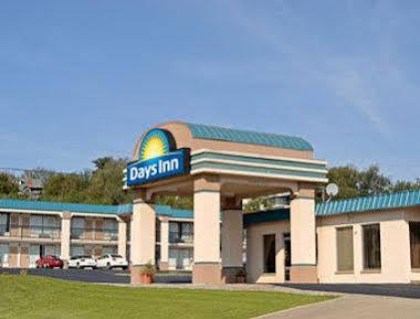 Days Inn By Wyndham Okemah Eksteriør billede